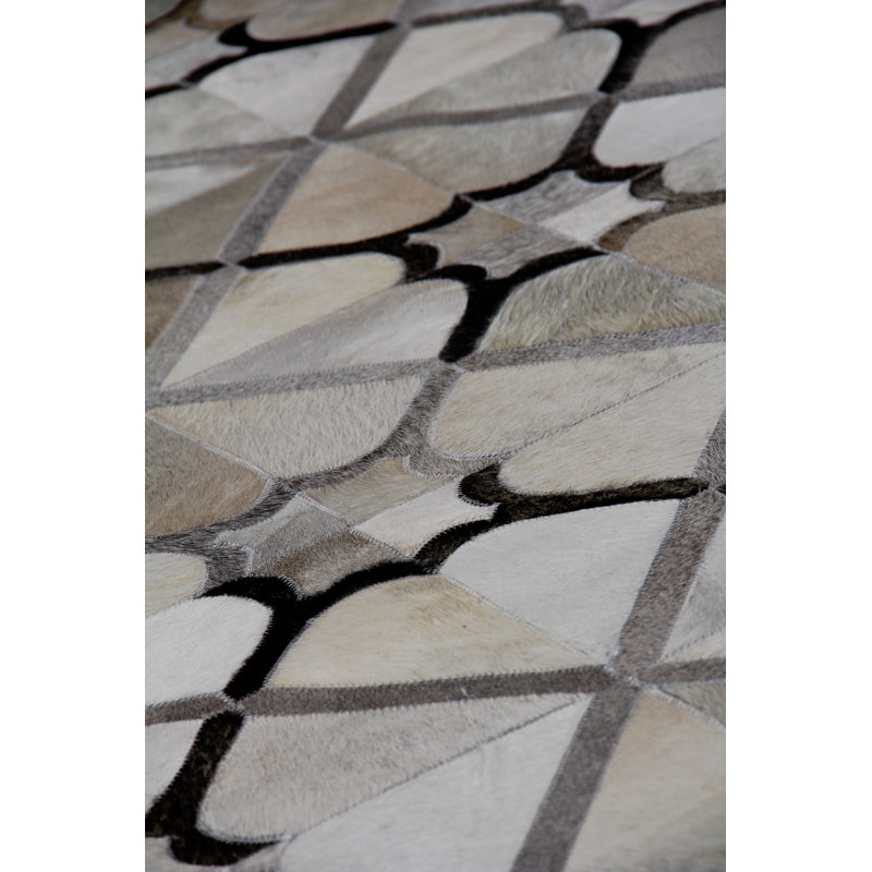Natural Hide Cowhide Geometric Area Rug, Rectangle 13'6" x 17'6"