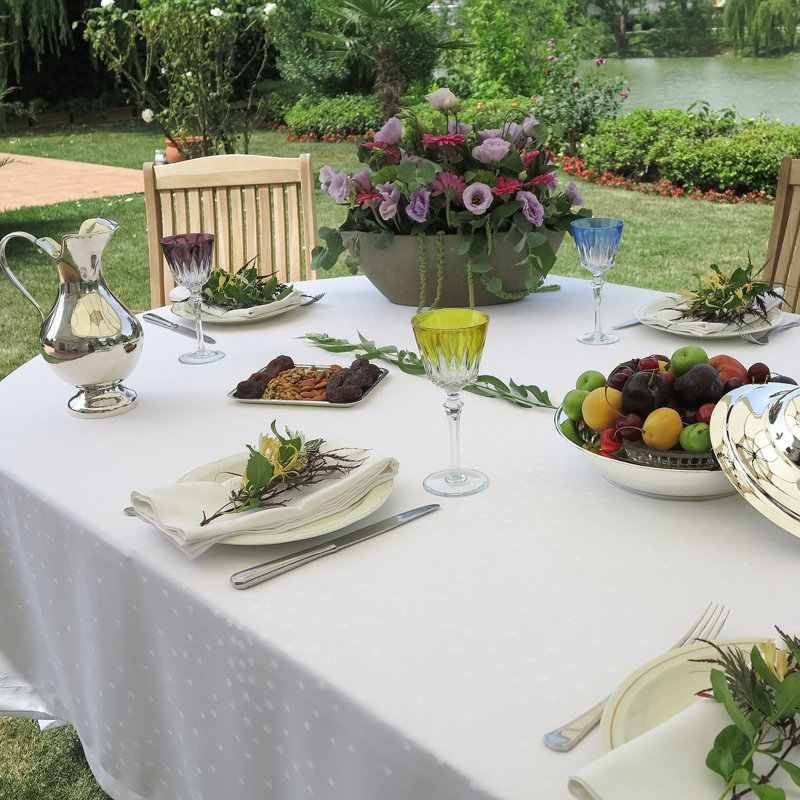 Paris Tablecloth, Light Gray, 162" Rectangle