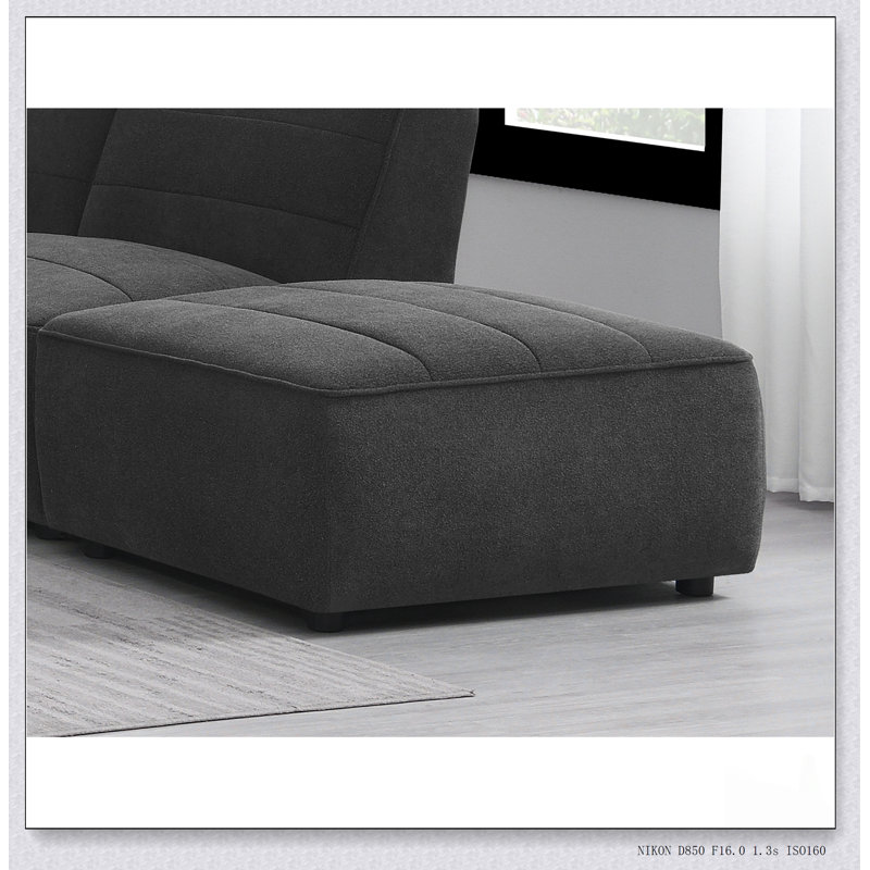 Repose-pieds carré rembourré Ortega pour des sièges confortables et une décoration polyvalente, parfaite pour les salons et les salons.