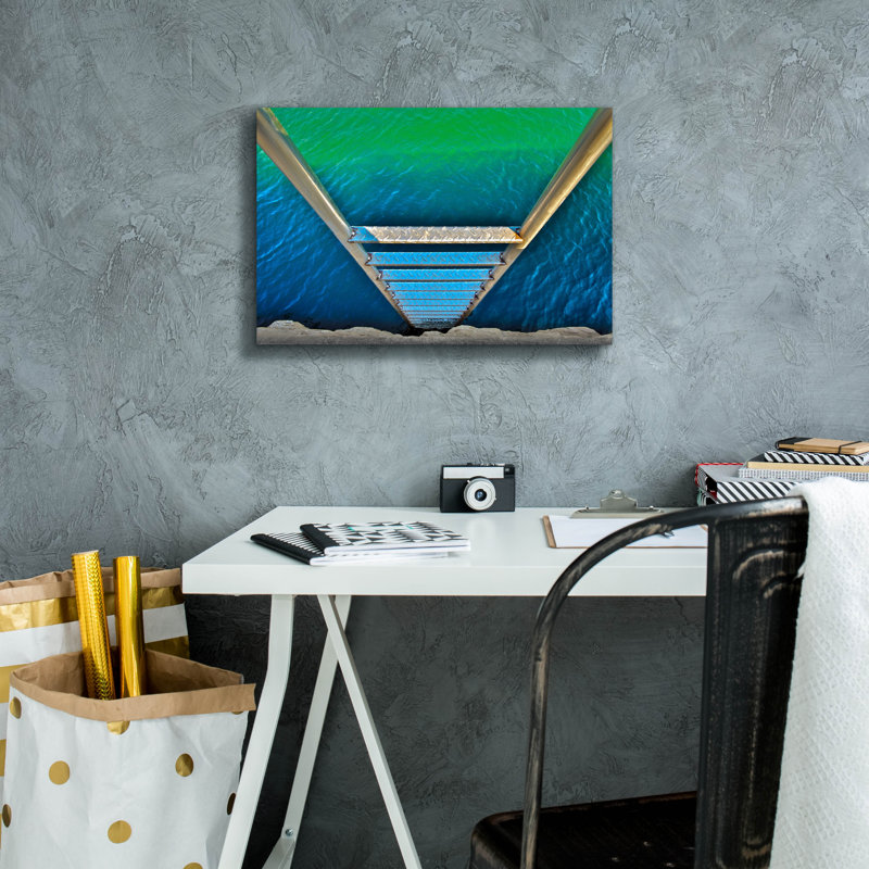 "Échelle de mer" par Verne Varona, H 12 po x l 18 po x P 0,75 po