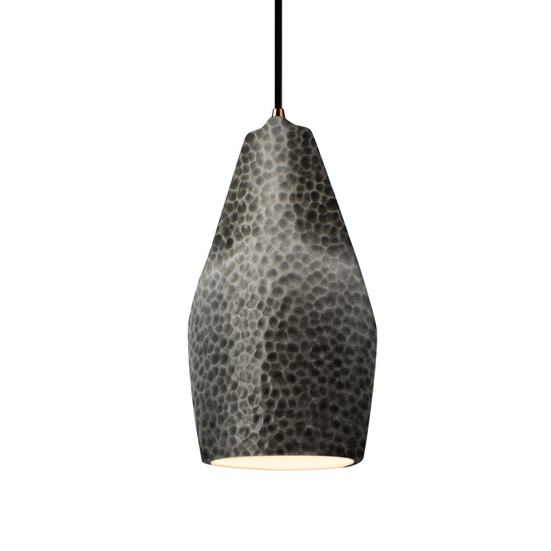 Suspension Radiance Tall Crease à 1 lumière - Cordon noir, Étain martelé, Bronze foncé, DEL intégrées