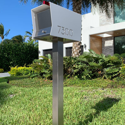 3'' H Decorative Post