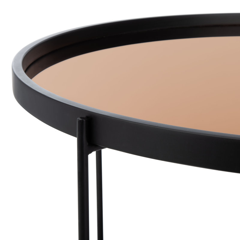 Table basse à pieds croisés