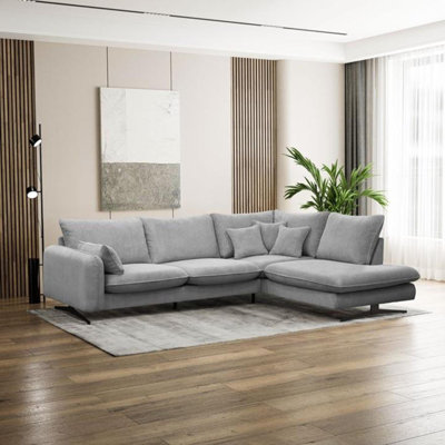 Casiyah 5 Seater Sofa & Chaise