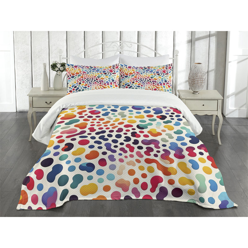 Polyester Dots Coverlet, Queen Coverlet / Bedspread + 2 Standard Shams