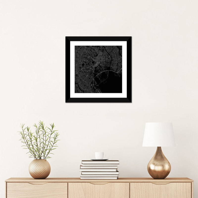 « tokyo routes », impression sur toile tendue grise, H 16 po x l 16 po x P 1 po, Papier d'art encadré noir, Blanc