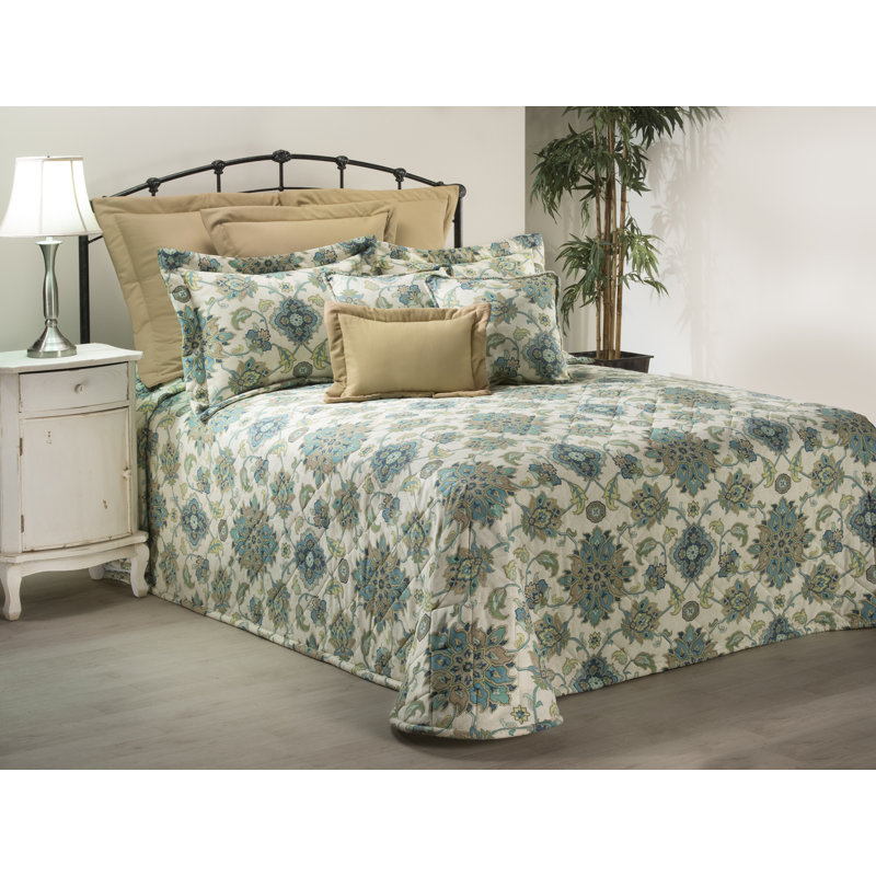 Brooklyn II Traditional Cotton Floral Bedspread, California King