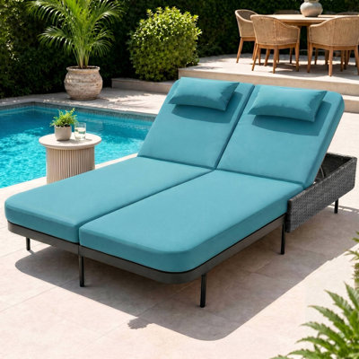 Lit de jour d'extérieur en osier pour 2 personnes, chaise longue de patio avec coussins et dossiers réglables à 6 positions