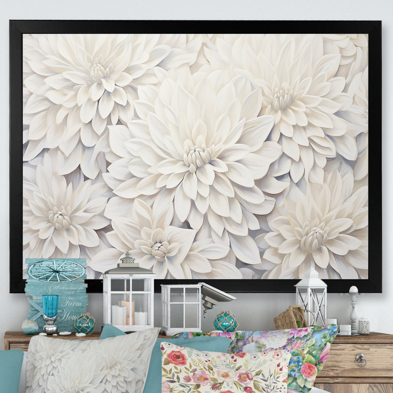 «White Dahlia Charm Collage», art mural Dahlia, H 34 po x l 44 po x P 1,5 po, Cadre simple noir