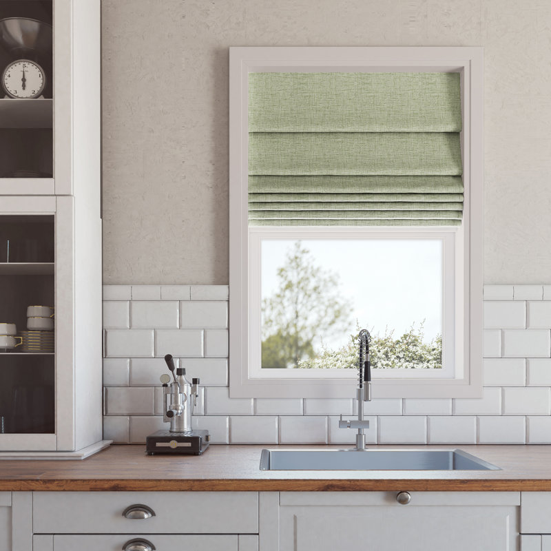 Store romain 100% occultant et sans soleil Sun Zero Somerton, Vert sauge, L 23 po x L 64 po