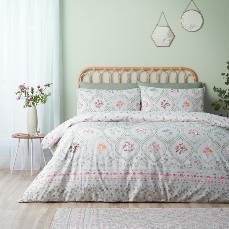 Cameo Floral Reversible Duvet Cover Set, Single