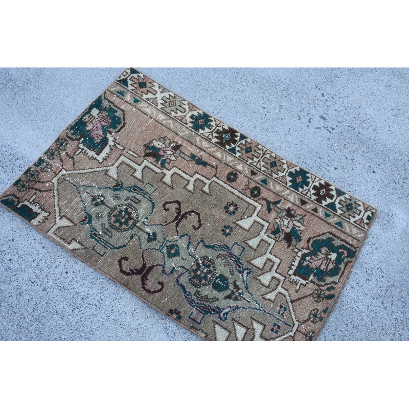 Tapis classique en laine beige à motif géométrique 25,2 x 38,6 pouces