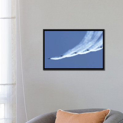 « the blue anges realing a line loop while the air show », reproduction de photo sur toile