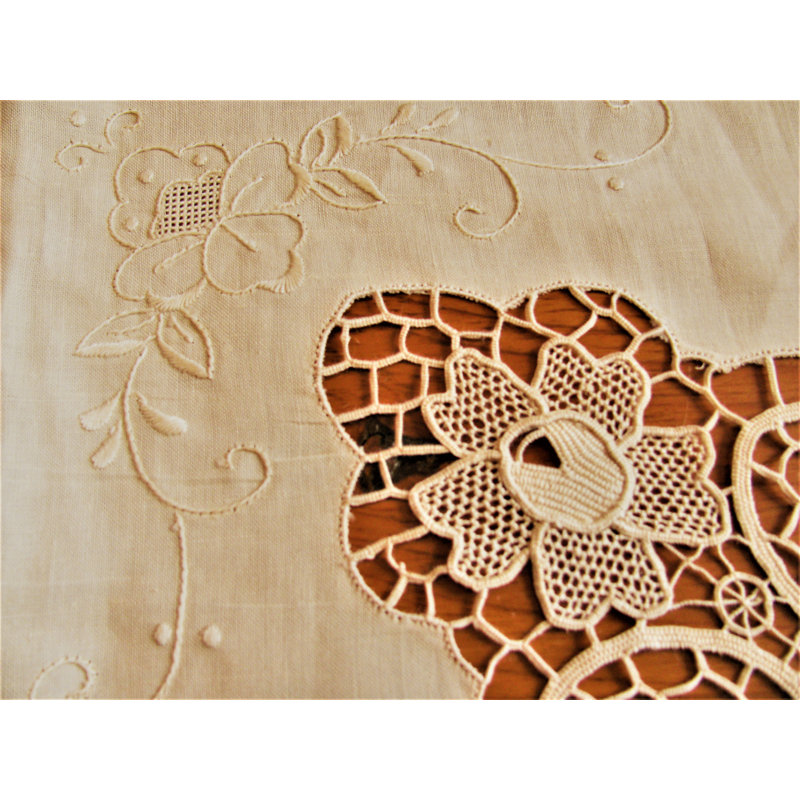 Nappe Floral, 104 po x 70 po