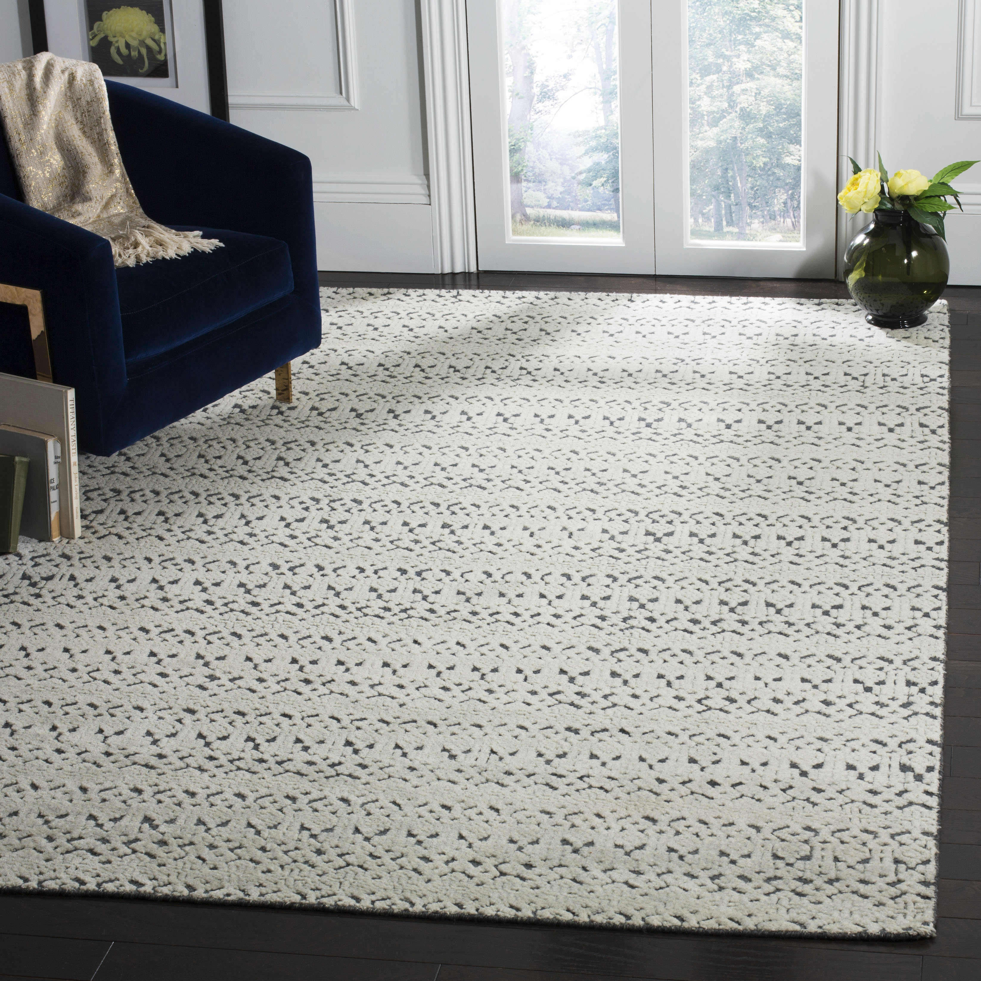 Theda Rug Dakota Fields Laddonia Hand Knotted Wool Geometric Rug | Wayfair