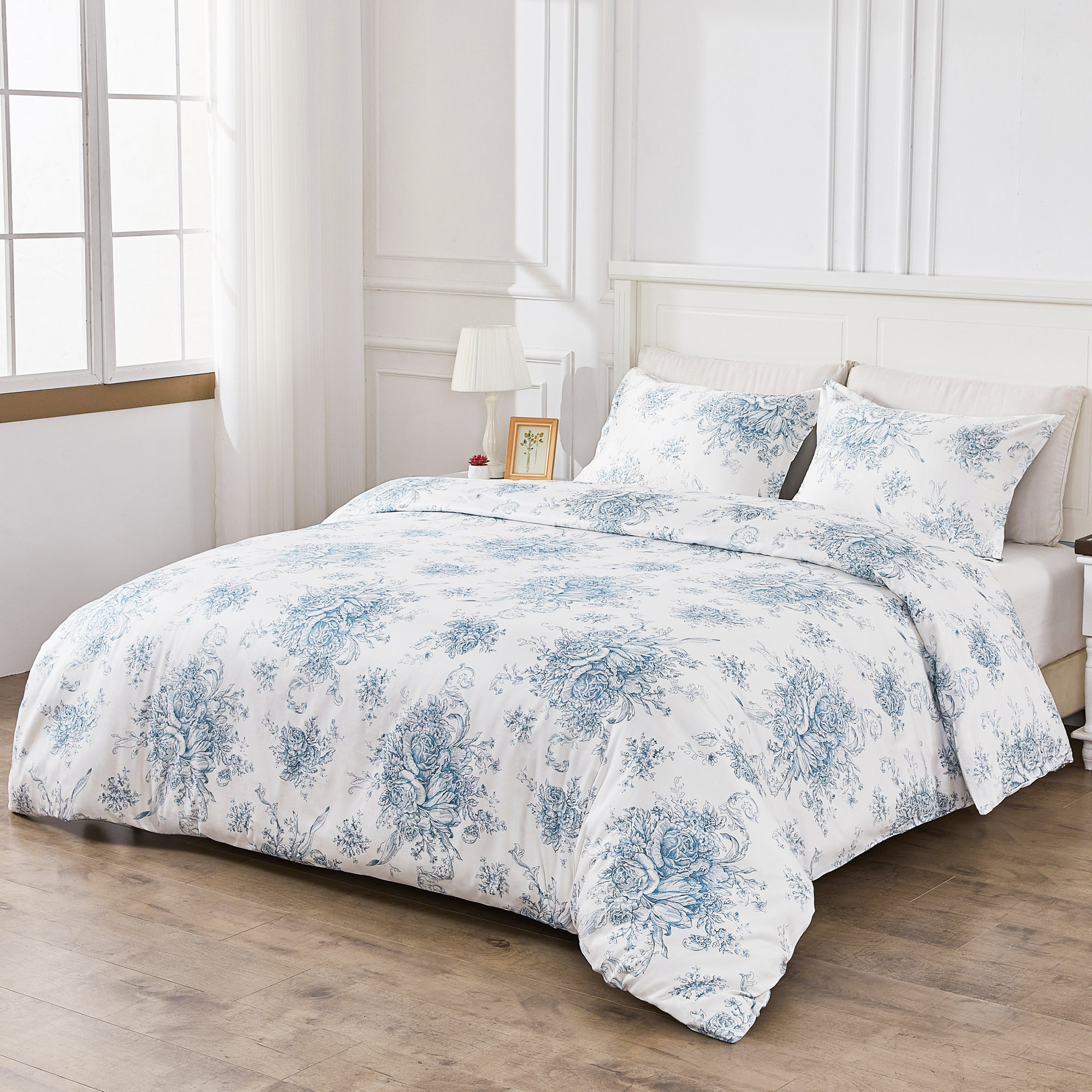 Benedictine Cotton Sateen Duvet Cover Set, King Duvet Cover + 2 King Shams, Light Blue