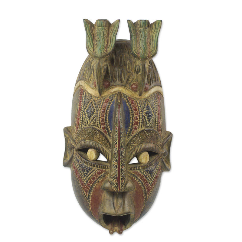 Masque en bois colombes béni