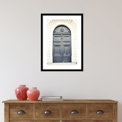 Black Paris Door par Caroline Mint - Photographie de cadre photo