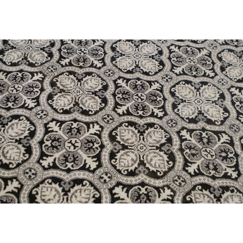 Sultanabad Wool Floral Area Rug