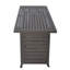 La table de 57 po au foyer au propane de 57 po, 50000 BTU, rectangulaire avec couvercle et pare-vent, en acier bronze, ajoutera une touche de style à votre terrasse de jardin.