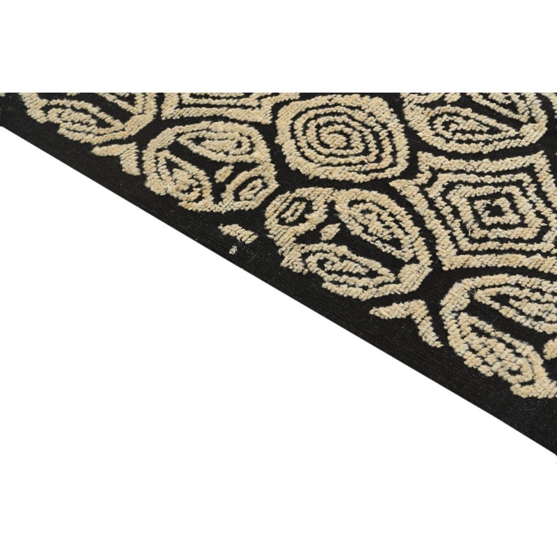 Tapis noir Howard