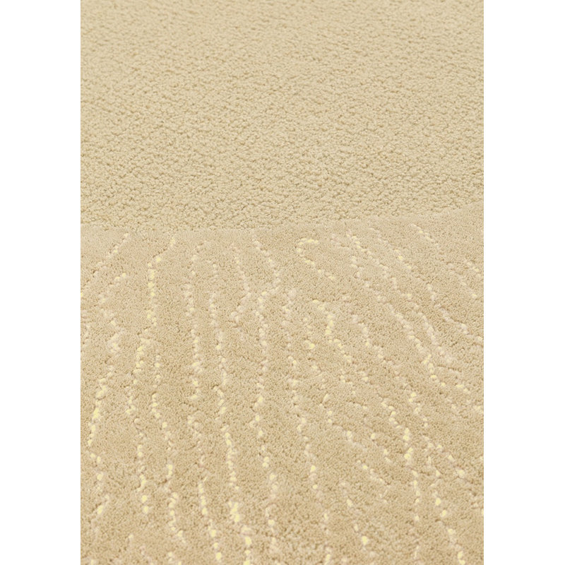 Eye Flower Hand Tufted Abstract Area Rug in Beige/White, Novelty 7'7" x 7'7"