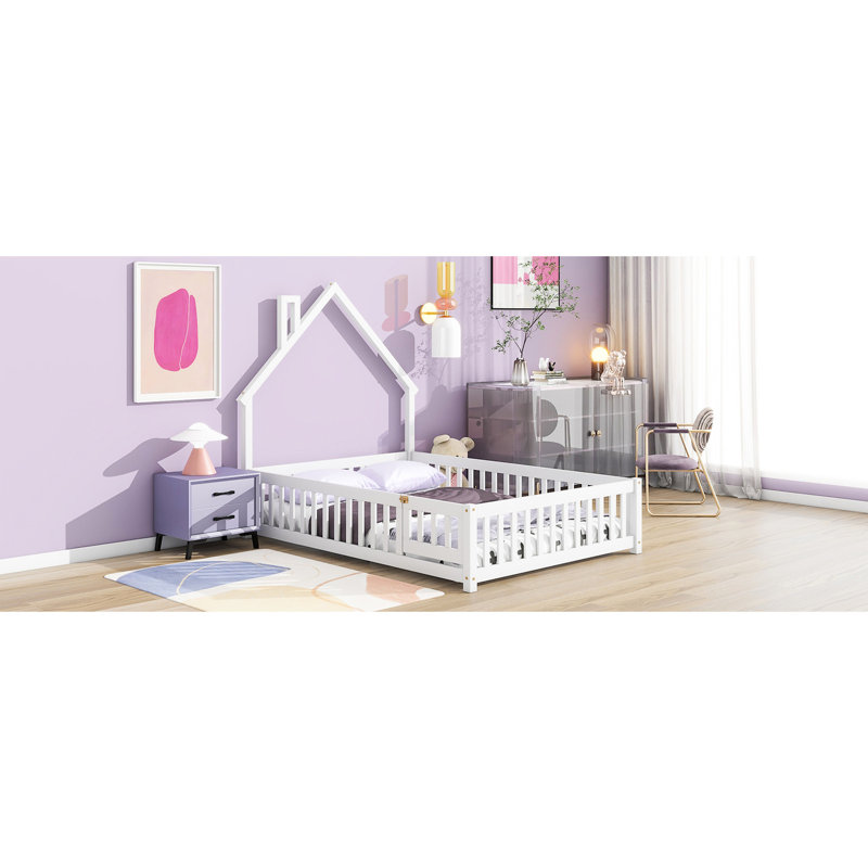 Lit double pleine grandeur avec tête de lit en forme de maison et Compromension, blanc - Clôture de plancher simple en bois de pin pour plus de confort
