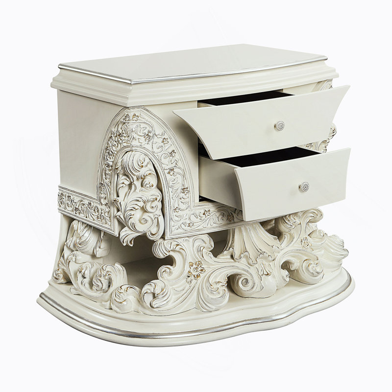 Table de chevet au fini blanc antique