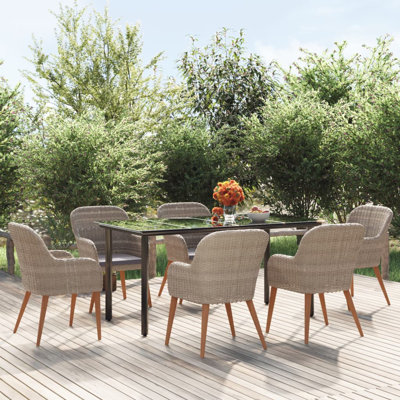 Jaicarious Dining Set