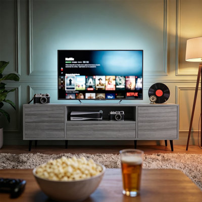 Meuble télé de style Mid-Century pour téléviseurs de 55 à 65 po, centre de divertissement de 58 po avec portes à pousser, système de gestion des câbles et armoire de rangement pour le salon ou la chambre à coucher
