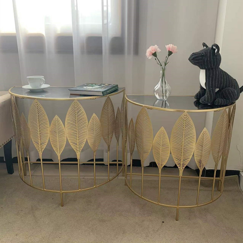 Table basse d'appoint dorée