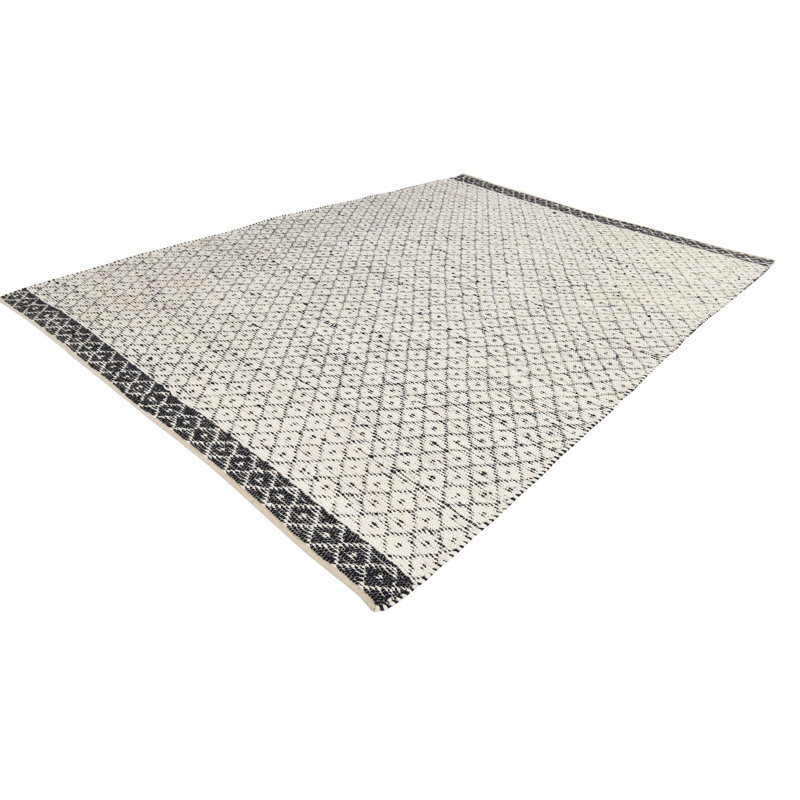 Geometric Indoor Rug, Rectangle 2' x 3'1"