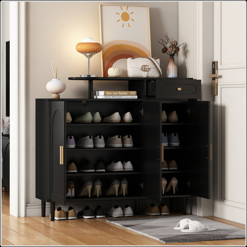 Armoire à chaussures gracieuse avec rangement polyvalent, fabrication robuste et design élégant pour les maisons modernes