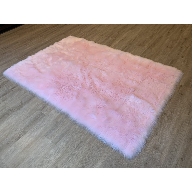 Mar Vista Faux Sheepskin Indoor Rug, Rectangle 2'6" x 4'