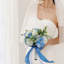 Bouquets de mariage bleus pour demoiselles d'honneur