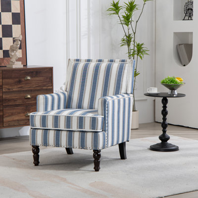 Chaise d'appoint rembourrée, fauteuil vintage avec pieds en bois massif, tissu en lin rayé bleu et blanc et garniture cloutée