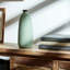 Vase décoratif en grès et en céramique - Accent texturé moderne pour la décoration intérieure contemporaine.-85536307-85536306