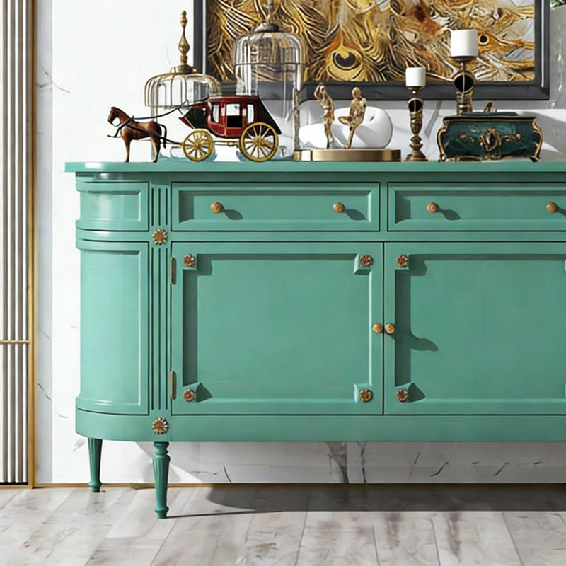 Simple Spacious Kitchen Sideboard