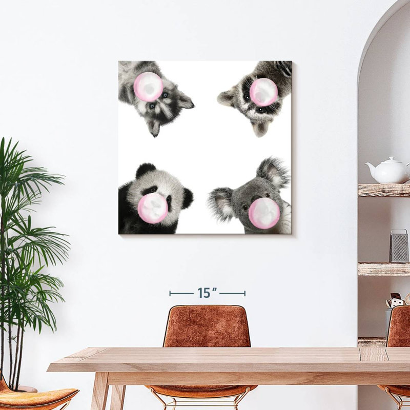 Drôles d'animaux à fourrure sur toile, H 36 po x l 36 po x P 1,25 po