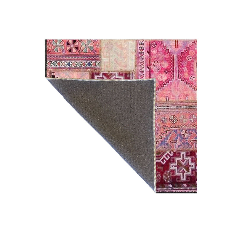Tapis rose lavable à la machine à motifs géométriques multicolores, Sous-tapis rectangulaire 5 pi 1 po x 7 pi 7 po inc