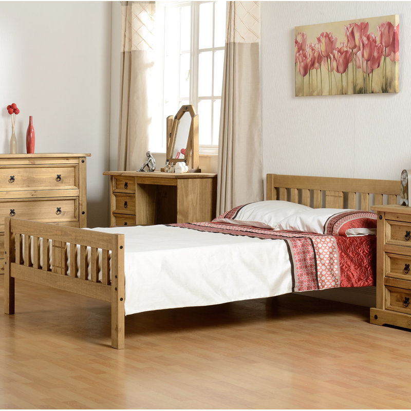 Molt Bed Frame, Double (4'6)