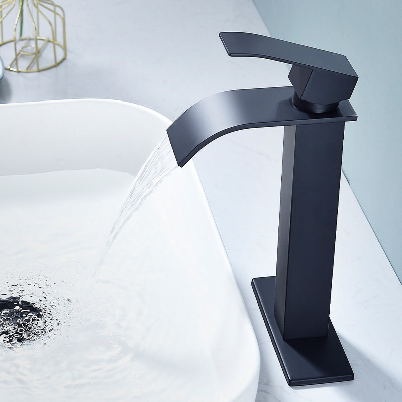 Robinet de lavabo de salle de bain monocommande à grande arche et cascade avec plaque de pont en noir mat, Noir mat