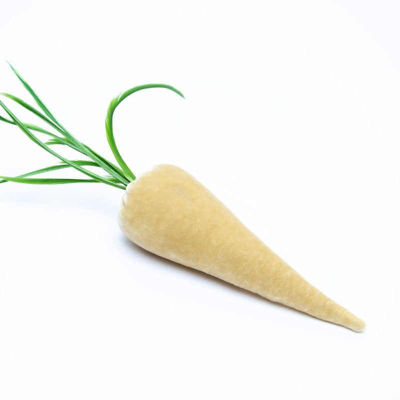 Velvet Carrot, Husk