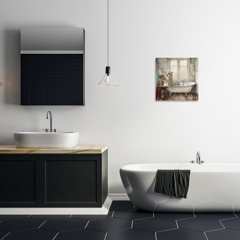 Toile Shaggy Alpaca Bath Time, design par Sasha, H 17 po x l 17 po