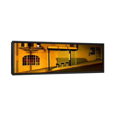 USACalifornia, San Francisco, Bus stop at Night par Panoramic Images - Reproduction d'art sur toile tendue sur châssis