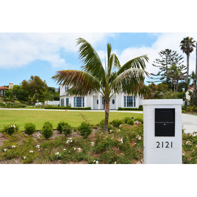 Oasis Classic Locking Post Mounted Mailbox