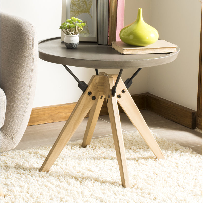 Outdoor Witney Concrete Side Table