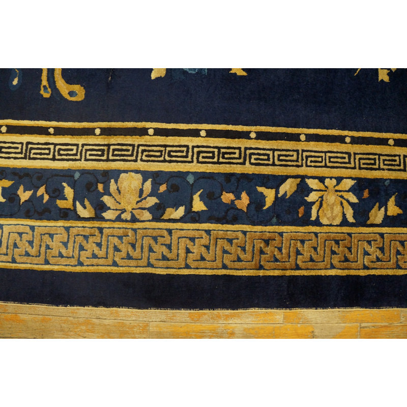 Hand Knotted Wool Area Rug in Blue