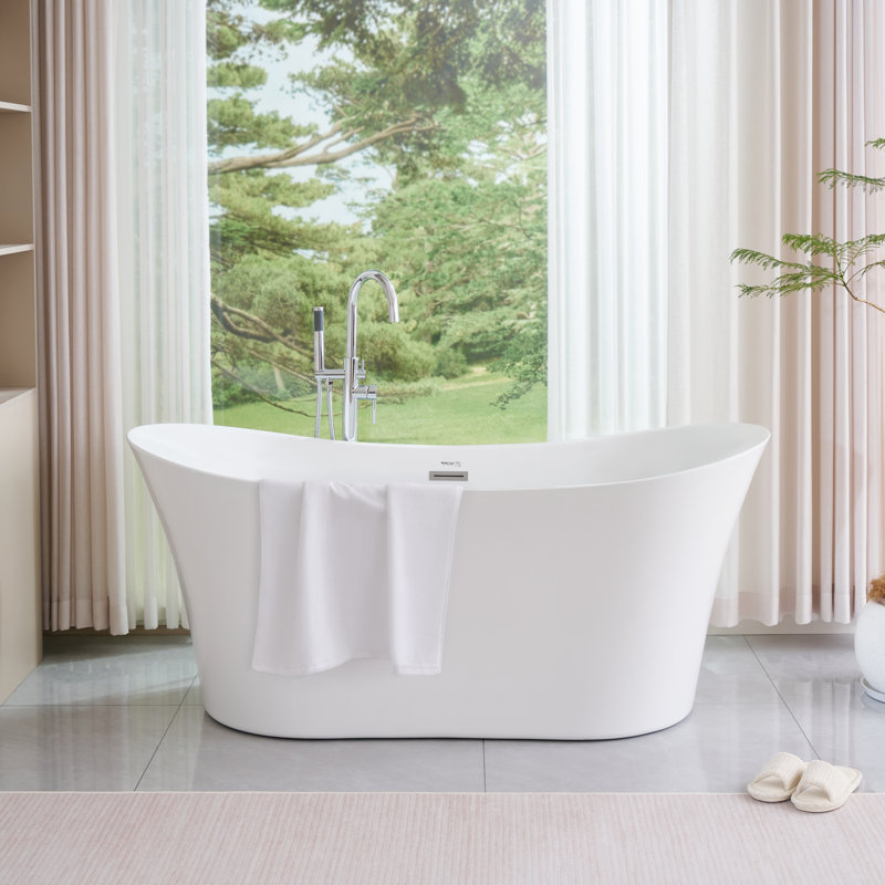 67" x 31" Freestanding Soaking Bathtub, White/Polished Chrome