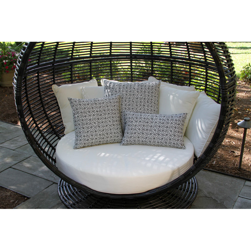 Housse de coussin et insert Liza en blanc / noir, 16 po x 16 po